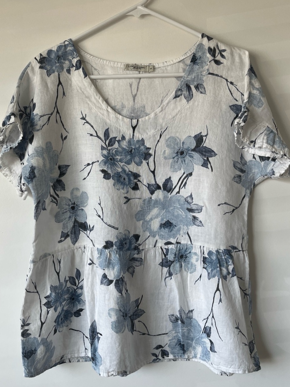 100% Linen White Top - Blue Floral